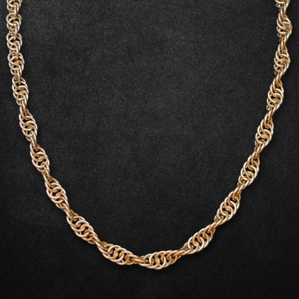 Single Spiral Twist necklace in Gold